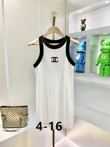 Chanel Women's T-shirts 1